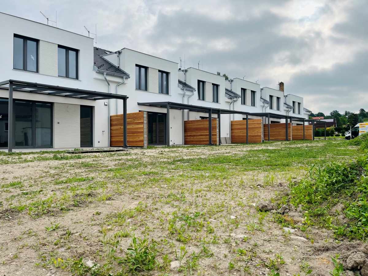 Hliníkové pergoly s polykarbonátem